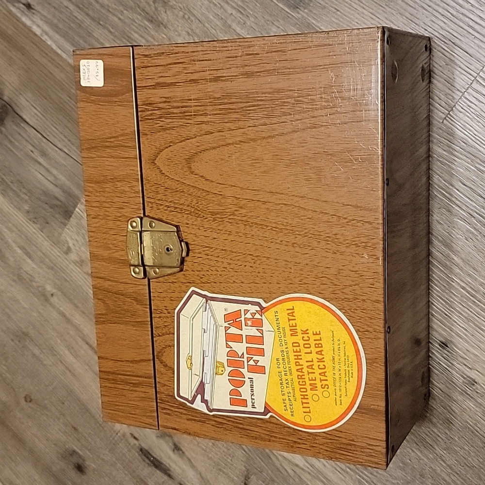 Porta File Personal File Storage with Key - Picture 6 of 16
